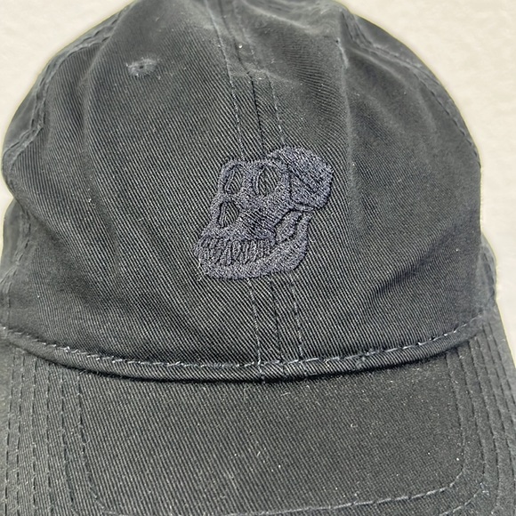 Bored Ape Yacht Club BAYC LOGO DAD HAT - Picture 4 of 6
